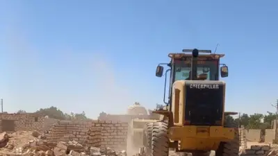 محافظ أسوان: إزالة 762 تعدياً على الأراضي الزراعية وأملاك الدولة