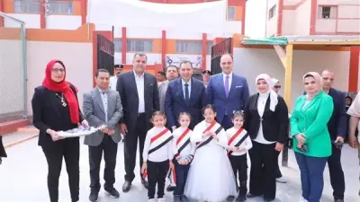 محافظ دمياط يتفقد نتائج مبادرة 'عيون أطفالنا' ويعلن فحص 99 ألف تلميذ