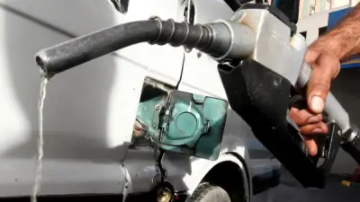 استقرار أسعار الوقود اليوم مع ترقب الأسواق العالمية للتطورات النفطية