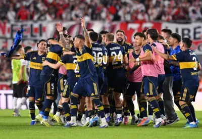 بورتو يهزم تونديلا بثنائية ويقترب من حسم لقب الدوري البرتغالي