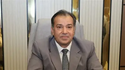 رئيس جامعة قنا يبحث تطوير منظومة التأمين الصحي للعاملين بالجامعة