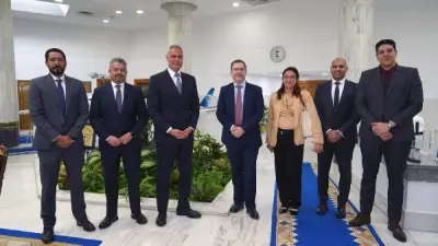 مصر للطيران تستقبل وفدًا من نقابة المهن التمثيلية لتعزيز التعاون الثقافي والفني