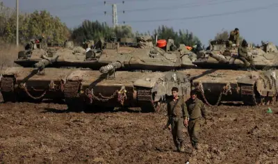 إعلام إسرائيلي: غارات تستهدف عناصر لحزب الله جنوب لبنان