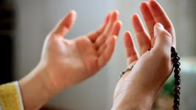 أذكار المساء الكاملة وأدعية النبي اليومية.. ثواب عظيم وطمأنينة للقلوب