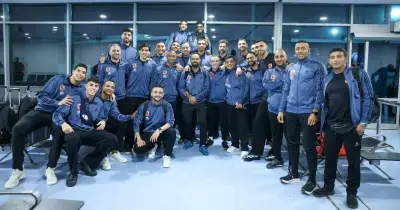 بعثة الأهلي تغادر مطار القاهرة للمشاركة في بطولة أفريقيا للكرة الطائرة