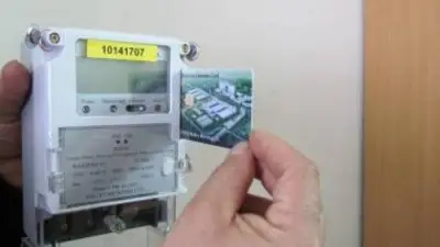 أسعار الكهرباء في العداد الكودي ورسوم تعديل التعاقد.. تفاصيل جديدة