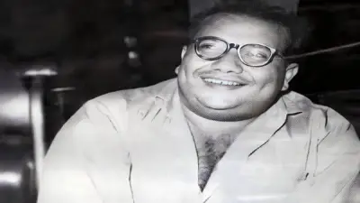 صلاح جاهين في ذكرى رحيله: محطات فاصلة في حياة شاعر الرباعيات وفيلسوف الغلابة