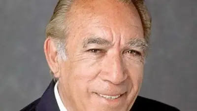 في ذكرى ميلاده.. أنتوني كوين: أسطورة التمثيل الذي احتل قلوب العرب بعمر المختار