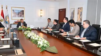 محافظ جنوب سيناء يطلق خطة طموحة لتطوير الصحة وتعزيز السياحة العلاجية