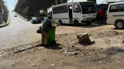 محافظ الجيزة يضبط فرز مخلفات داخل محال ويأمر بإخلائها وغلقها فوراً