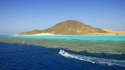 وزارتان تعلنان استمرار البرنامج القومي لرصد جودة المياه وحماية الشواطئ من التلوث