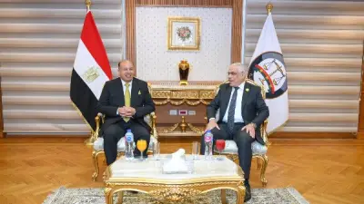 النائب العام يستقبل رئيس جامعة المنصورة ووفدًا في ختام برنامج تدريبي حول دور النيابة العامة