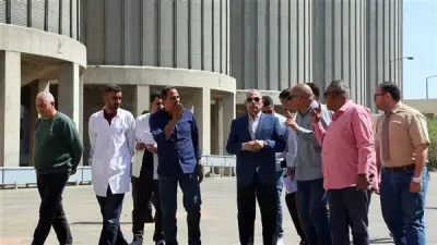 محافظ الإسماعيلية يتفقد مطحن الفيروز ومجمع الصناعات الكهربائية لتعزيز الإنتاج المحلي