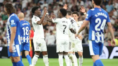 رد فينيسيوس جونيور على جماهير ريال مدريد: إشارة اعتذار بعد هدف ألافيس