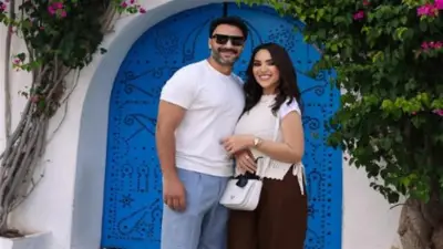 محمد العمروسي يغازل زوجته مي فاروق: «أنتِ أجمل هدية من ربنا»