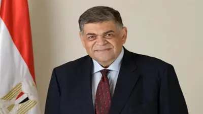 وزير التعليم العالي يهنئ الدكتور أشرف حاتم لفوزه بعضوية لجنة الصحة بالاتحاد البرلماني الدولي