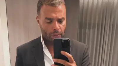 رامي صبري يخطف الأضواء بإطلالة كلاسيكية أنيقة عبر إنستجرام