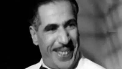 في ذكرى ميلاده.. عباس فارس من المسرح للتصوف وزوجته الإنجليزية التي اعتنقت الإسلام