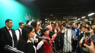 عرض فني غنائي لذوي القدرات الخاصة يبهج ركاب مترو جمال عبد الناصر