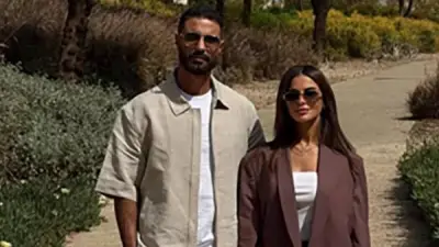 كريم فهمي يشارك لحظات رومانسية مع زوجته دانيا البناوي عبر إنستجرام