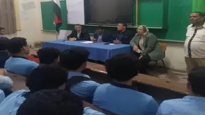 مجمع إعلام المنيا ينظم ندوة توعوية حول ترشيد الطاقة في مدرسة ثانوية