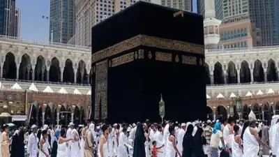 دار الإفتاء توضح حكم أداء العمرة عن شخص حي غير قادر.. وتفاصيل جواز الإنابة