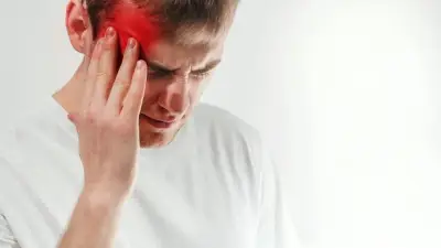 تحذير طبي عاجل: الصداع المتكرر قد يكون جرس إنذار لأمراض خطيرة تهدد الحياة