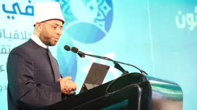 وزير الأوقاف يهنئ عمر صادق بتعيينه رئيسًا لمجلس إدارة البورصة المصرية