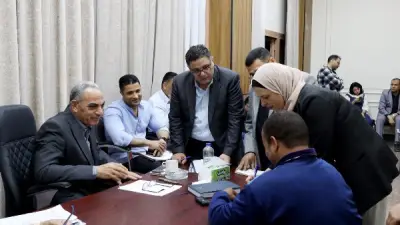 محافظ الإسماعيلية يوجه بسرعة تلبية طلبات المواطنين في إطار القانون