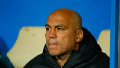 عروض عربية ومحلية تنتظر محمد يوسف.. والمدرب يترقب قرار الأهلي بشأن منصب المدير الرياضي