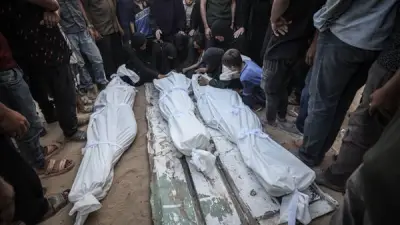 الاحتلال الإسرائيلي يواصل قصف مراكز الإيواء والنازحين في غزة وسط خروقات متصاعدة