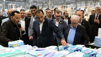 مدبولي يفتتح مصنعًا للورق المقوي في السخنة ويشيد بثقة المستثمرين