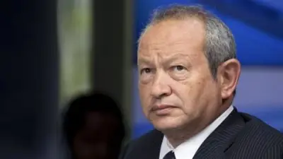 ساويرس يوجه رسالة قوية لفتاة تركها خطيبها بعد وفاة والدها بسبب الجهاز