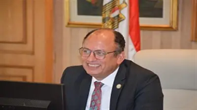 رئيس جامعة العاصمة: المجمع الطبي يعزز الرعاية الصحية للطلاب