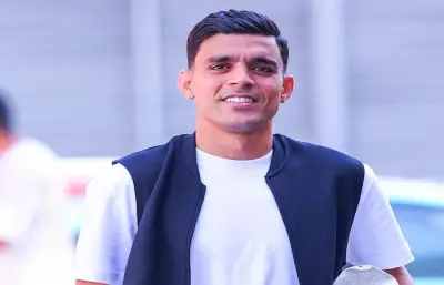 سيد عبد الحفيظ يطالب بن شرقي بتأجيل أي مفاوضات للرحيل