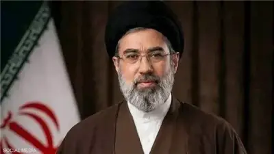 نيويورك تايمز: خضوع المرشد الإيراني لعملية جراحية في يده وتعافٍ بطيء