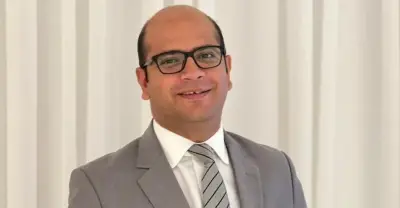 أستاذ اقتصاد: إغلاق مضيق هرمز صدمة مزدوجة.. الأولى في ارتفاع أسعار النفط والثانية اضطراب سلاسل الإمداد