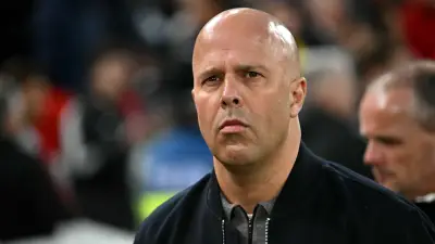 رسالة ضمنية تكشف مستقبل آرني سلوت مع ليفربول وسط خطط الصيف