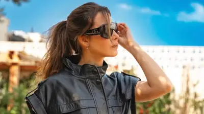 نانسي عجرم تخطف الأنظار بإطلالة جريئة تجمع بين الجلد والجينز