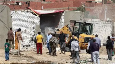 سكرتير مساعد قنا يشارك في اجتماع وزيرة التنمية المحلية لمتابعة التصالح في مخالفات البناء