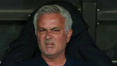 مورينيو منزعج من ربط اسمه بريال مدريد رغم تركيزه مع بنفيكا