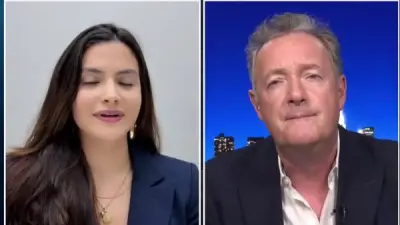 بيرس مورغان يهاجم ناشطة أمريكية بسبب تصريحات عنصرية ضد المسلمين