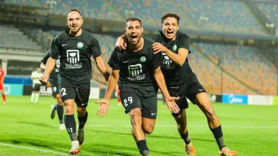 البنك الأهلي يهزم زد بثنائية ويشعل المنافسة في الدوري المصري