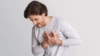 تسارع ضربات القلب: متى يكون طبيعيًا ومتى يستدعي القلق؟