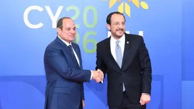 الرئيس السيسي يعود إلى مصر بعد مشاركته في الاجتماع التشاوري بنيقوسيا