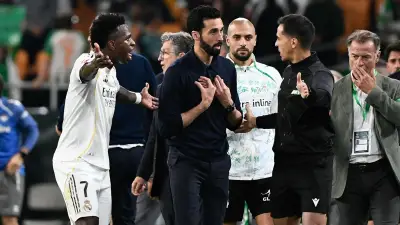 قناة ريال مدريد تهاجم التحكيم وتتهمه بالتلاعب لصالح برشلونة