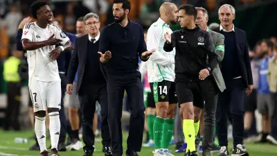 فينيسيوس في قلب العاصفة: الجماهير تفقد صبرها وتهاجم اللاعبين – ألا تستحون؟