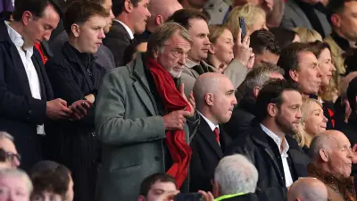 مشروع ملعب مانشستر يونايتد الجديد يواجه عقبات قانونية وأرضية