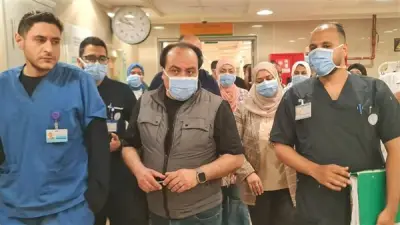 نائب مدير الرعاية الصحية بالإسماعيلية يتفقد مجمع الإسماعيلية الطبي في جولة مفاجئة