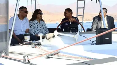 وزيرة التنمية المحلية والبيئة تتفقد أول مركب وغواصة صديقة للبيئة بشرم الشيخ